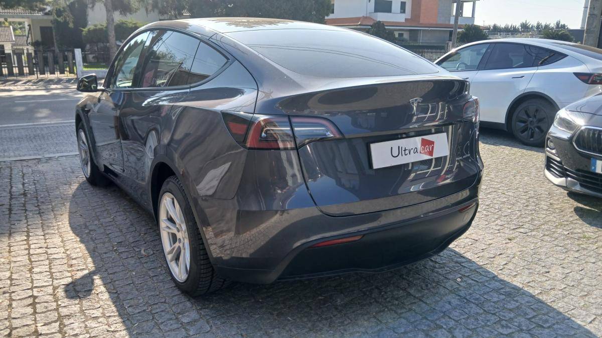 tesla-model-y-2022-eletrico-0cc