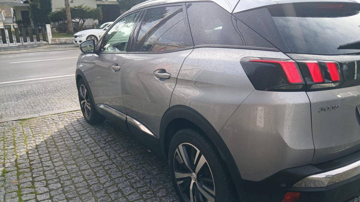 peugeot-3008-2019-diesel-1499cc