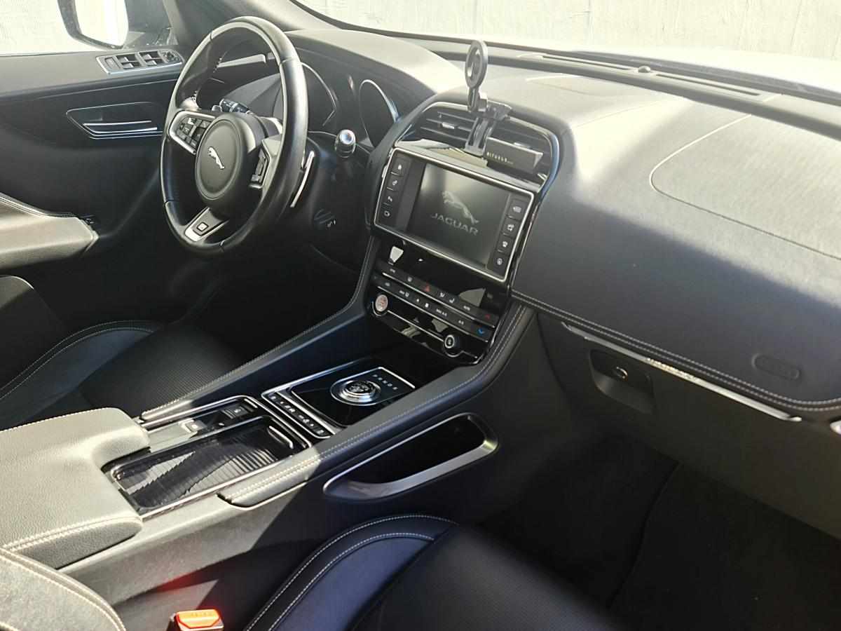 jaguar-f-pace-20d-awd-2017-diesel-1999cc