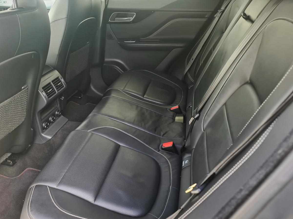 jaguar-f-pace-20d-awd-2017-diesel-1999cc