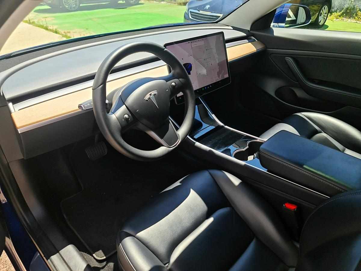 tesla-model-3-standard-range-2020-eletrico
