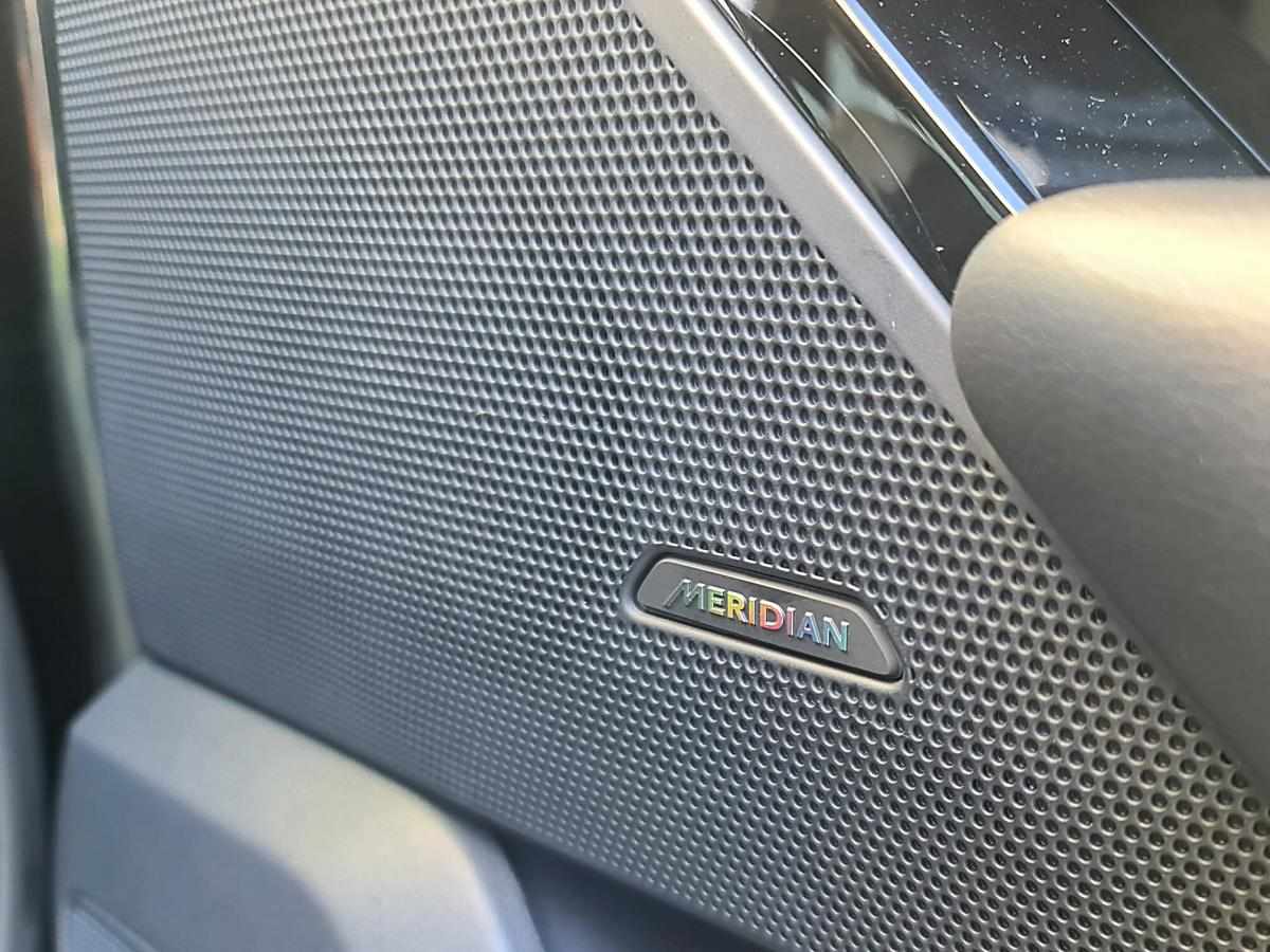 land-rover-range-rover-velar-2017-diesel-1999cc