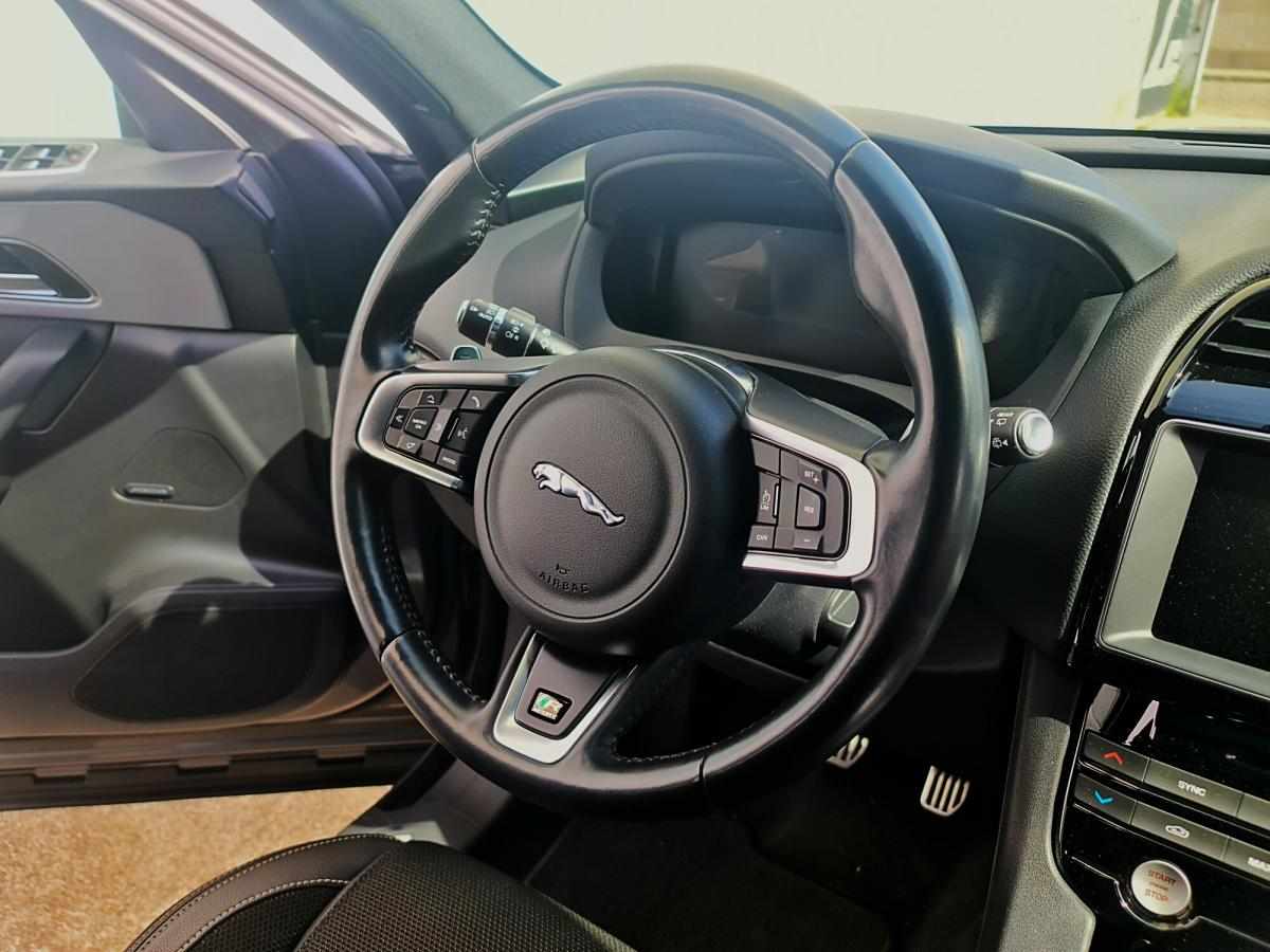 jaguar-f-pace-20d-awd-2017-diesel-1999cc