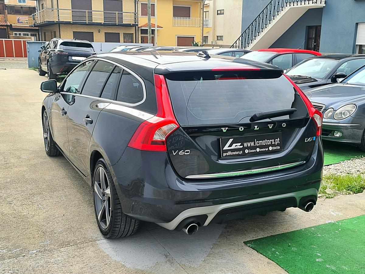 volvo-v60-d6-plug-in-hybrid-awd-2-4-2015-diesel-2400cc