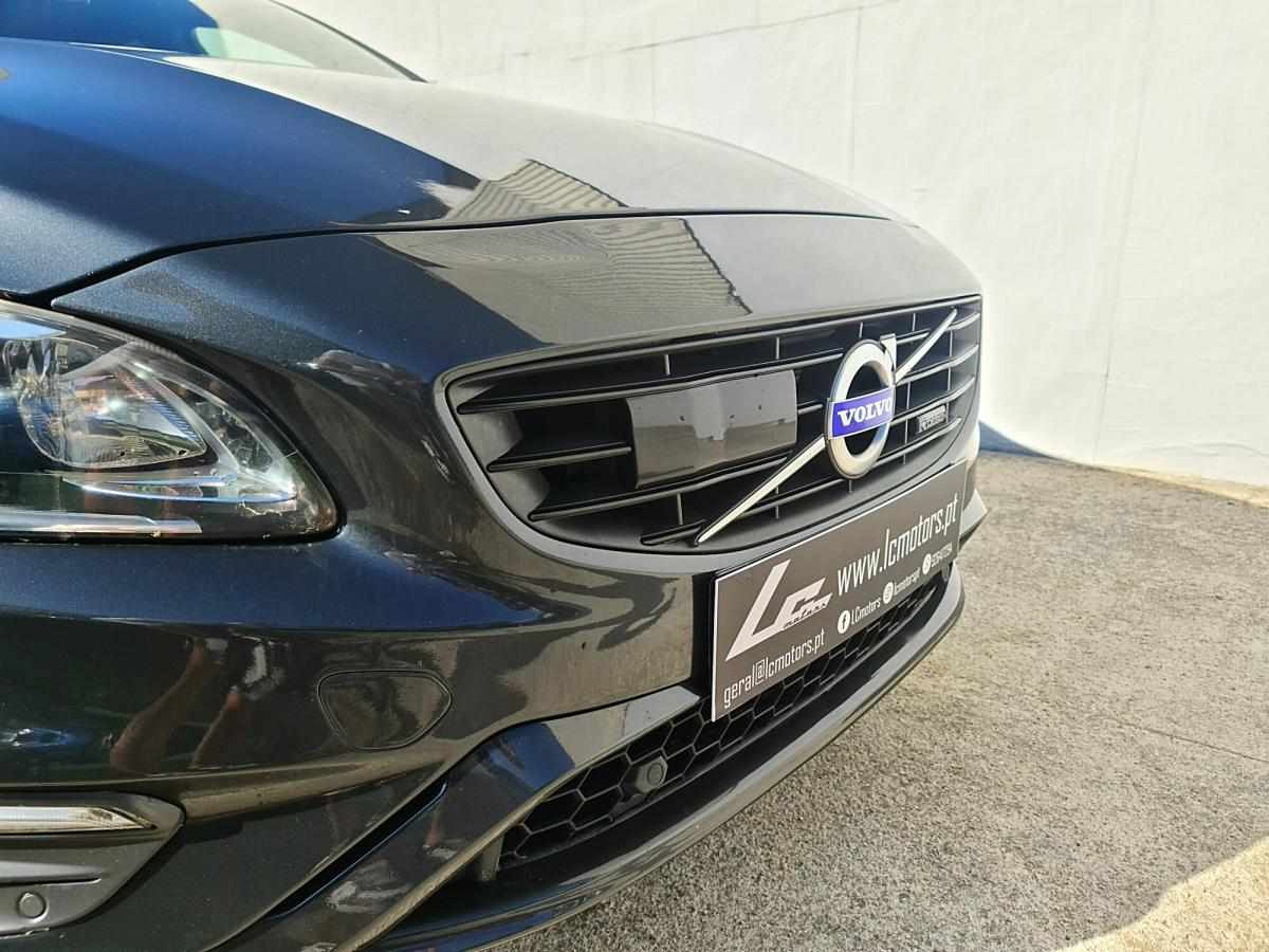 volvo-v60-d6-plug-in-hybrid-awd-2-4-2015-diesel-2400cc