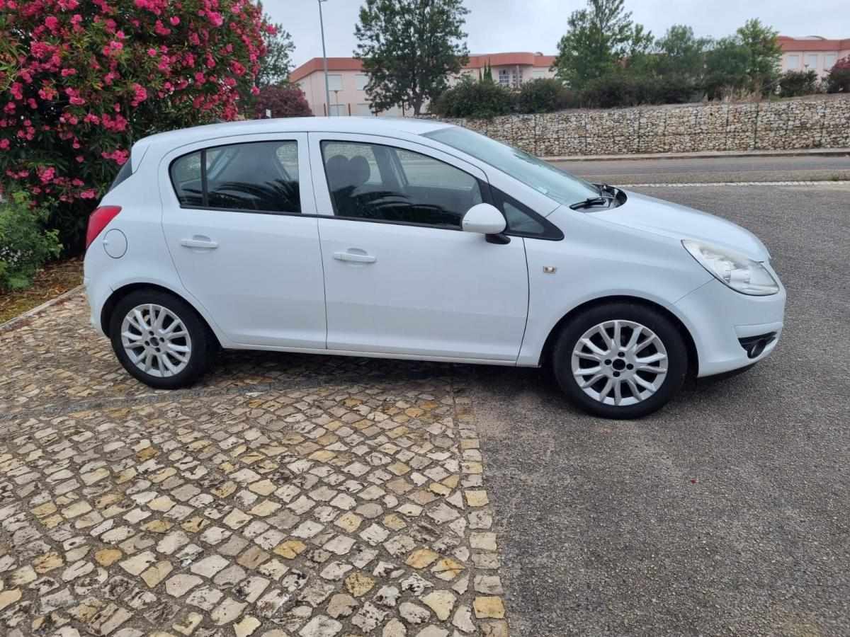 opel-corsa-2009-diesel-1300cc