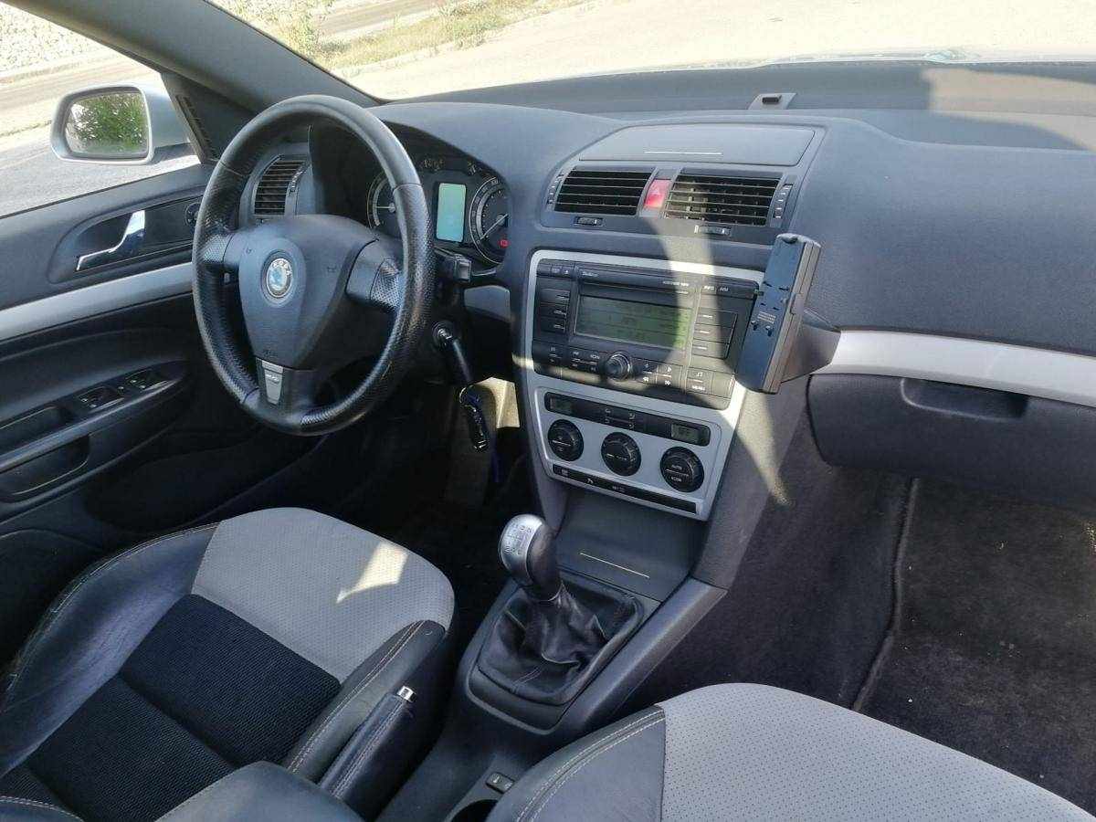 skoda-octavia-2009-diesel-2000cc