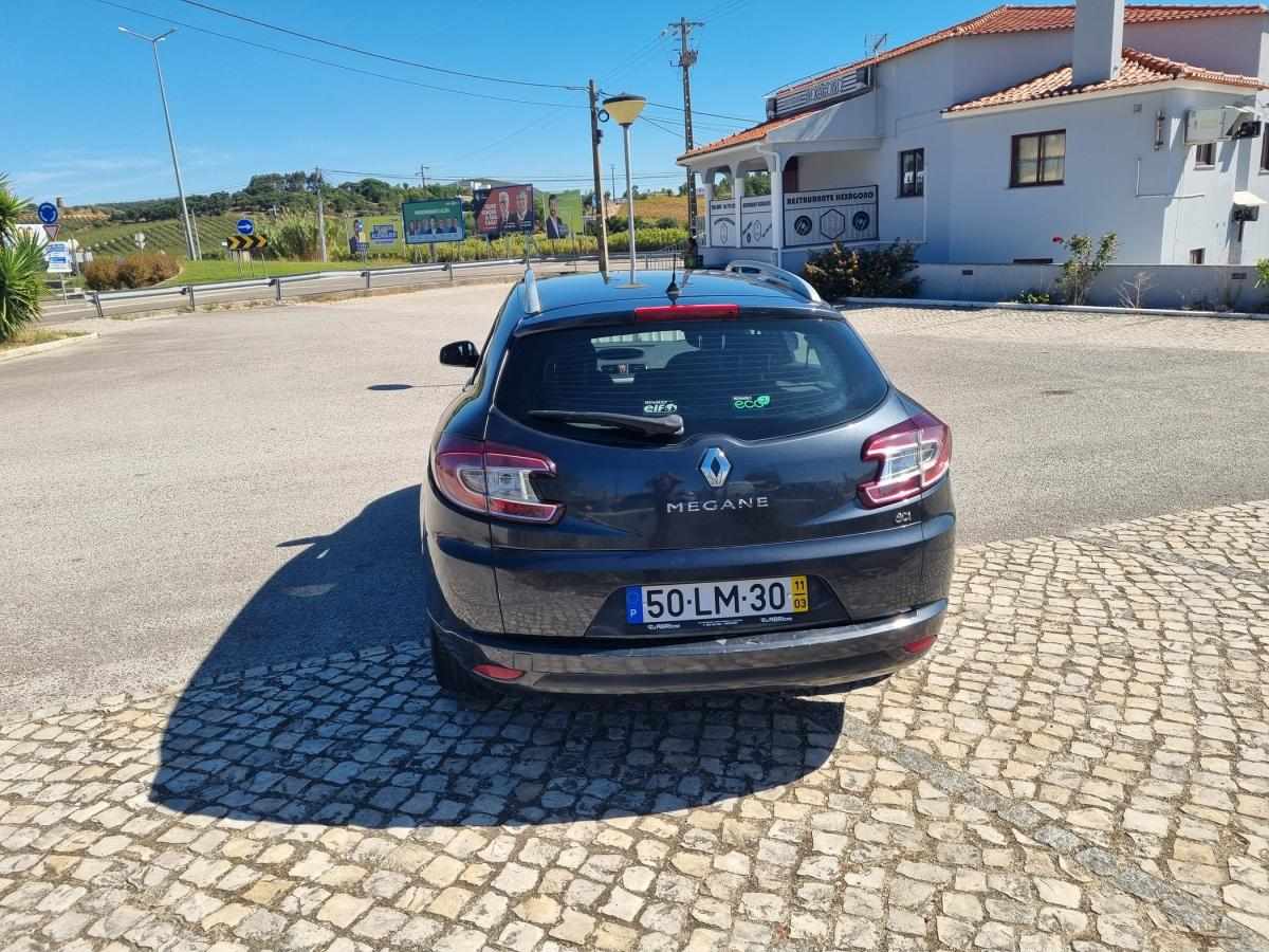 renault-megane-sport-tourer-2011-diesel-1461cc