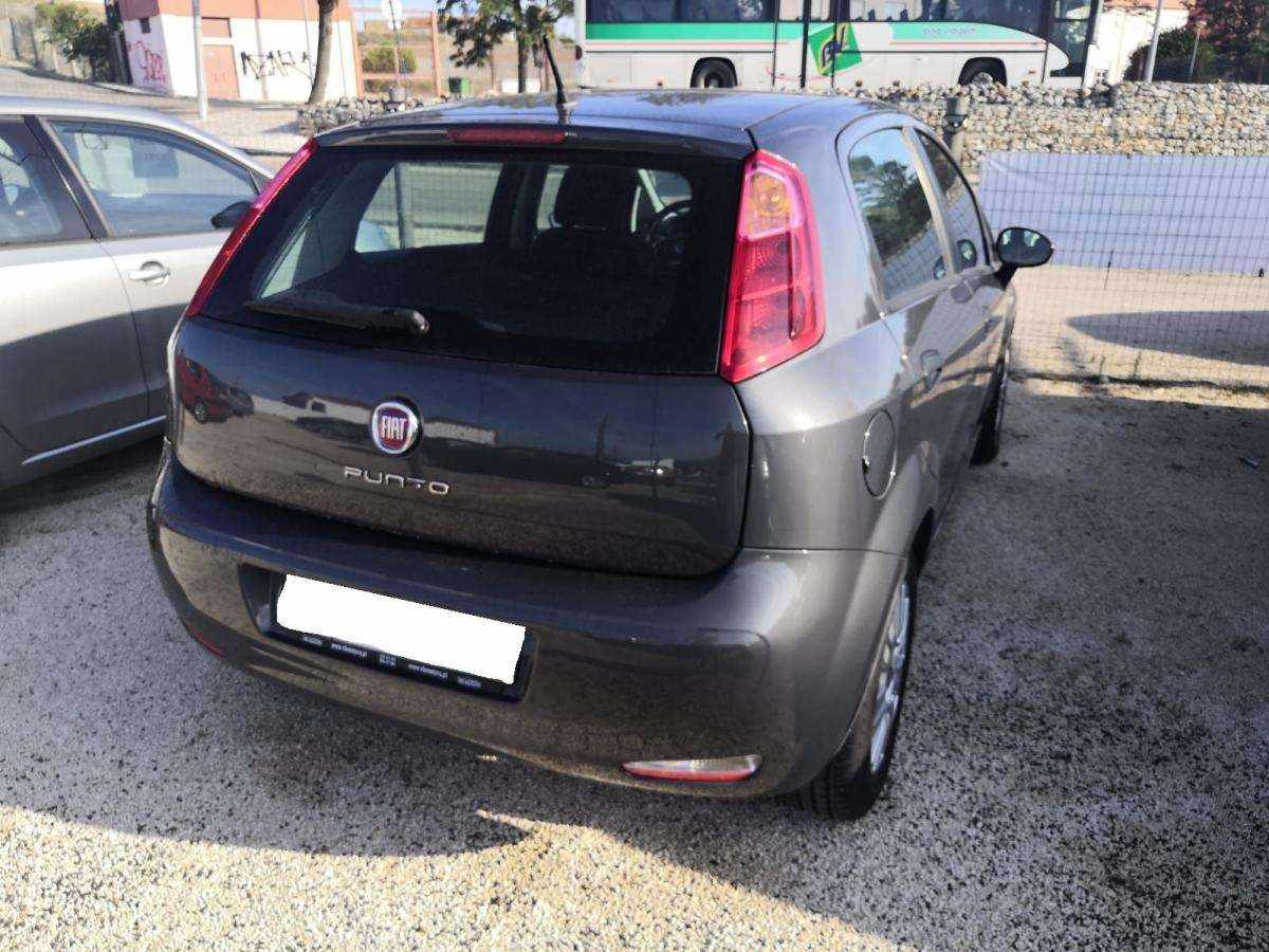 fiat-punto-2015-diesel-1300cc