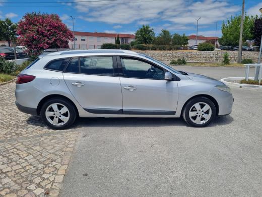 renault-megane-sport-tourer-2010-diesel-1461cc