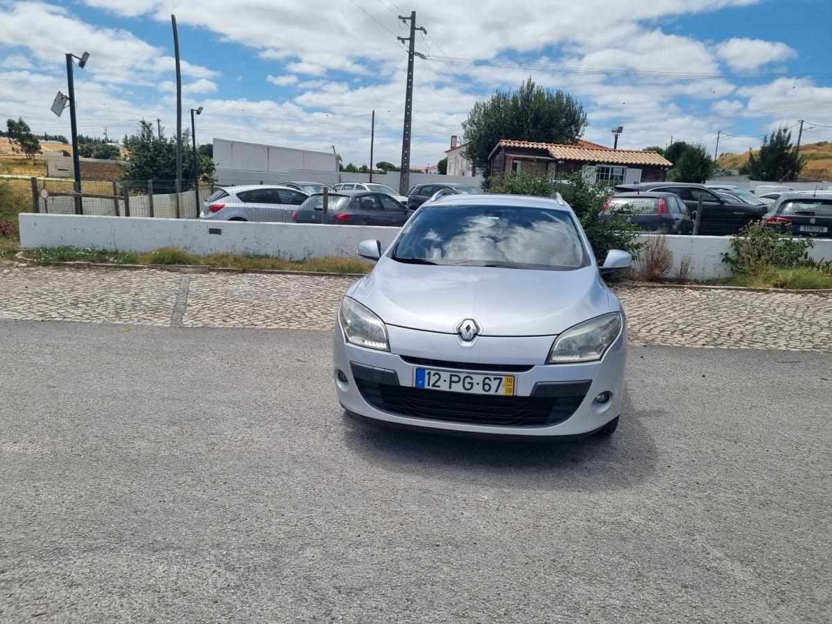renault-megane-sport-tourer-2010-diesel-1461cc