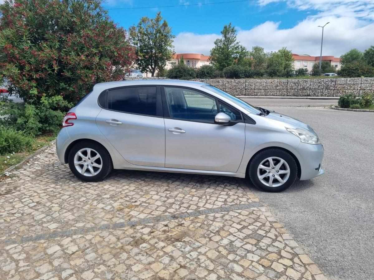 peugeot-208-2015-diesel-1398cc