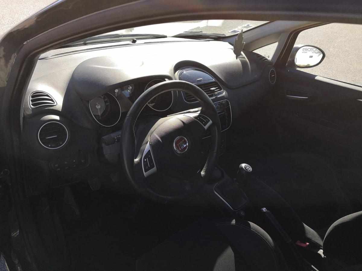 fiat-punto-2015-diesel-1300cc