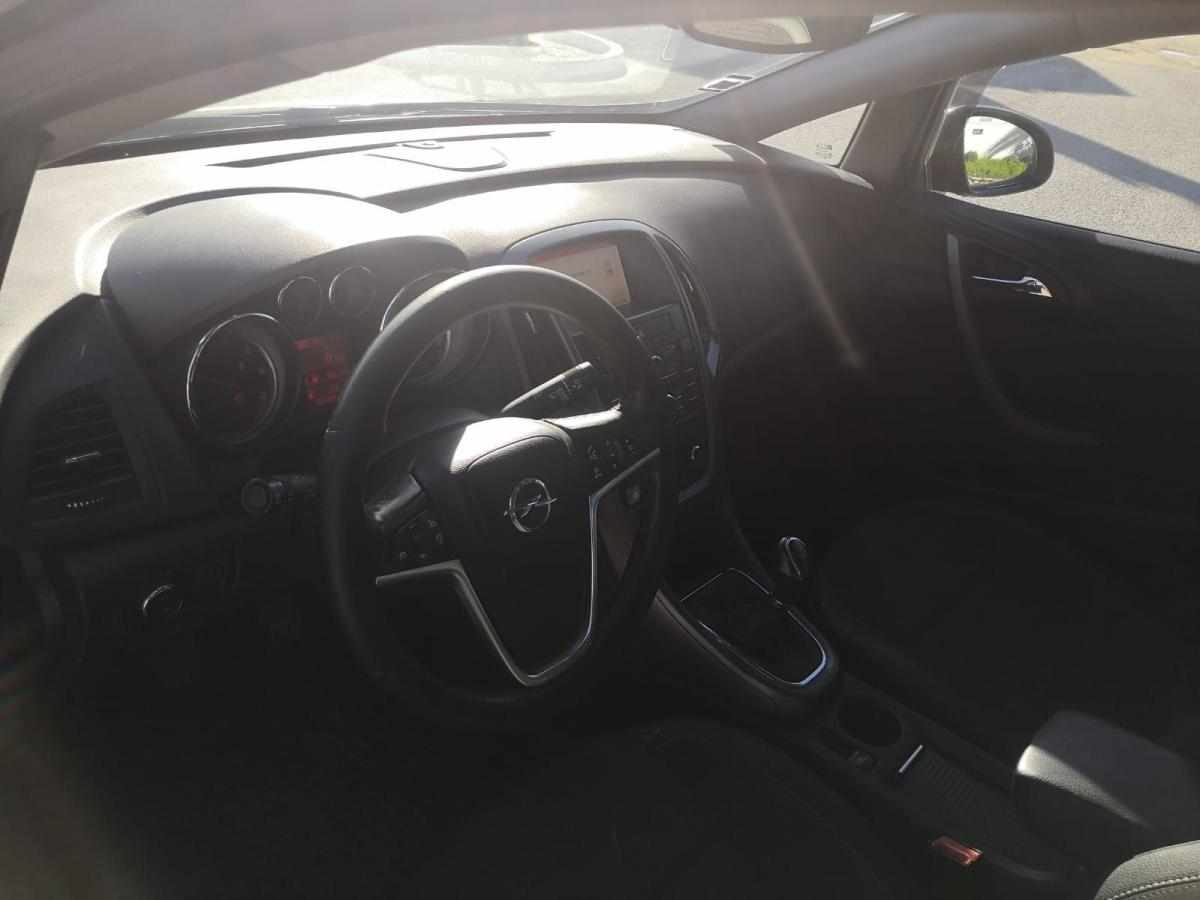 opel-astra-2015-diesel-1600cc