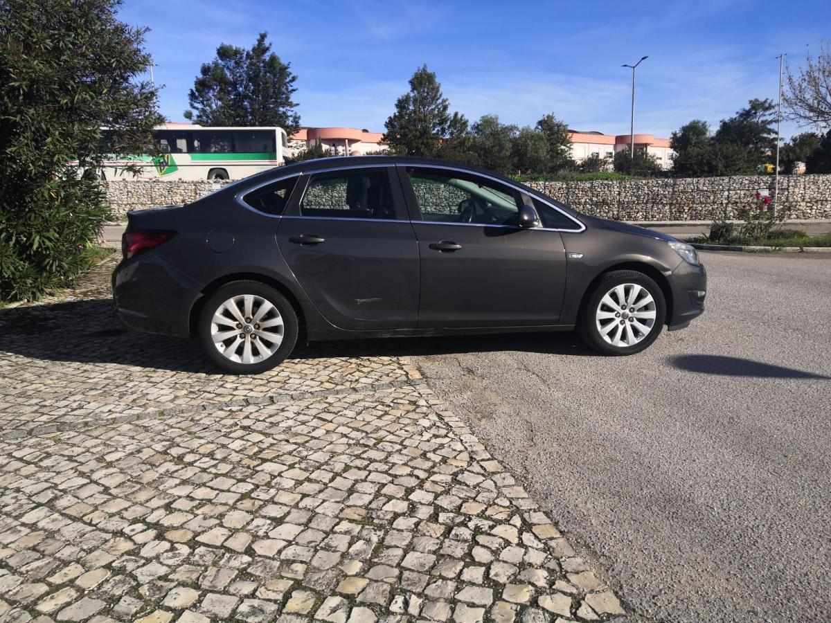 opel-astra-2015-diesel-1600cc