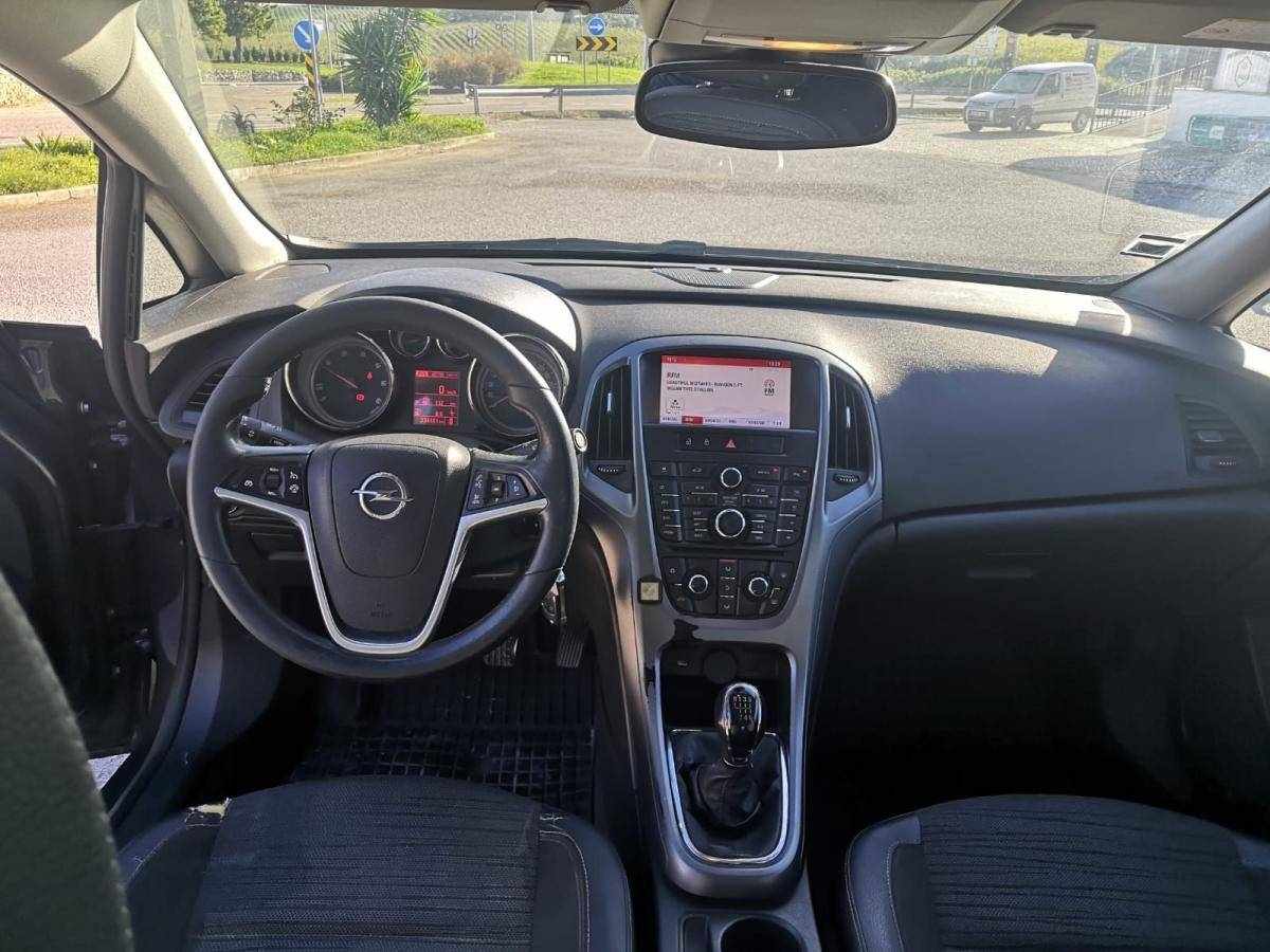 opel-astra-2015-diesel-1600cc