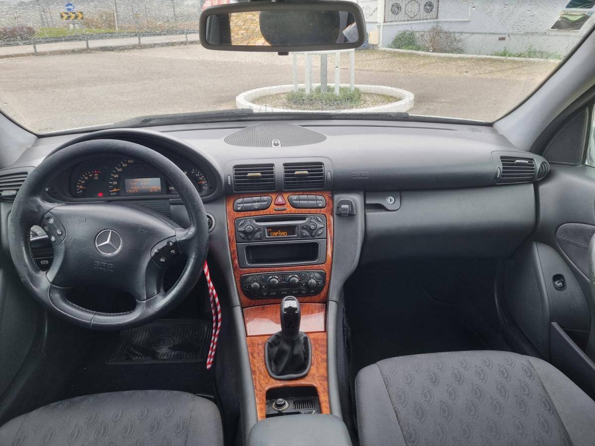mercedes-benz-classe-c-2003-diesel-2200cc