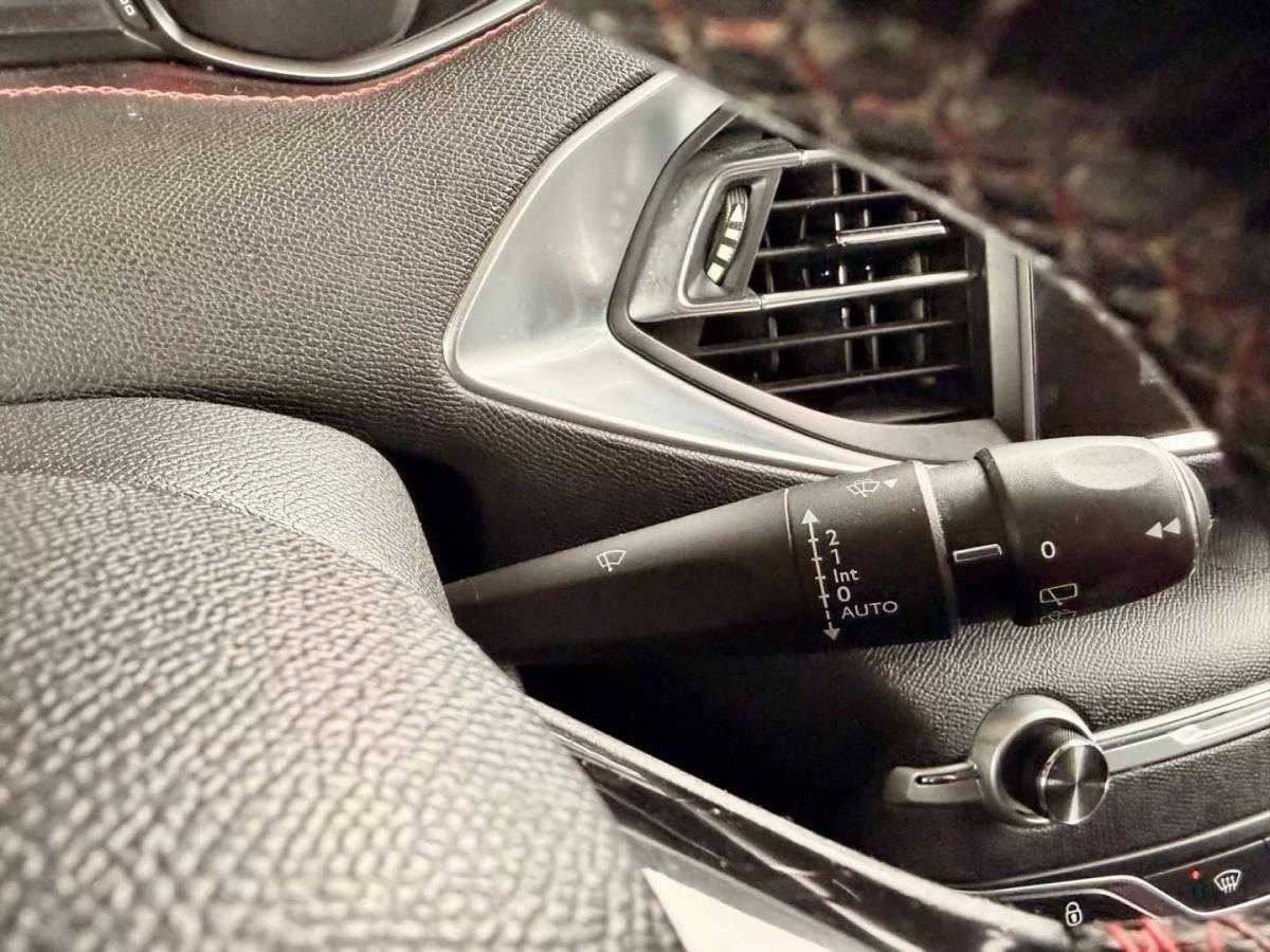peugeot-308-2018-gasolina-1199cc