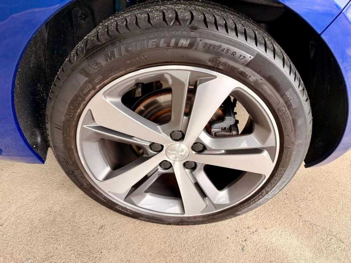 peugeot-308-2018-gasolina-1199cc