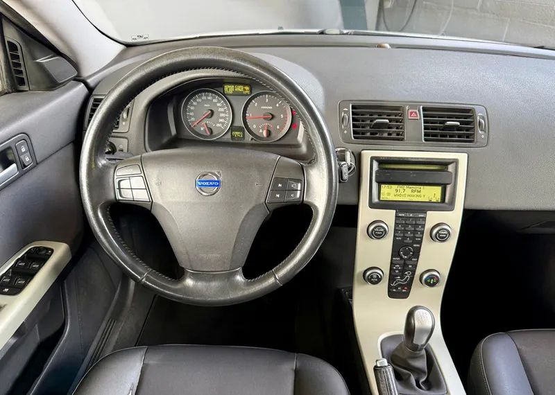volvo-v50-2008-diesel-1560cc