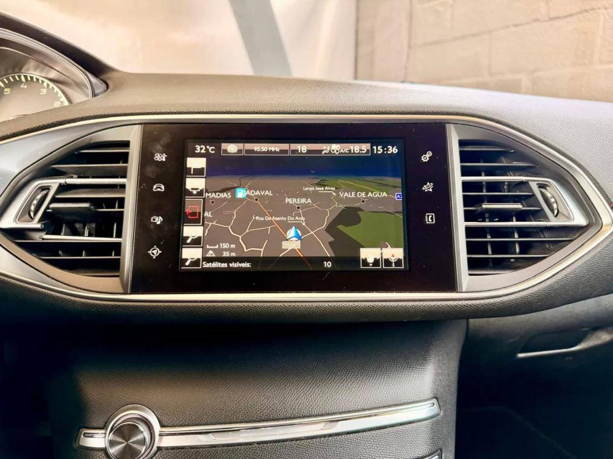 peugeot-308-2017-gasolina-1199cc