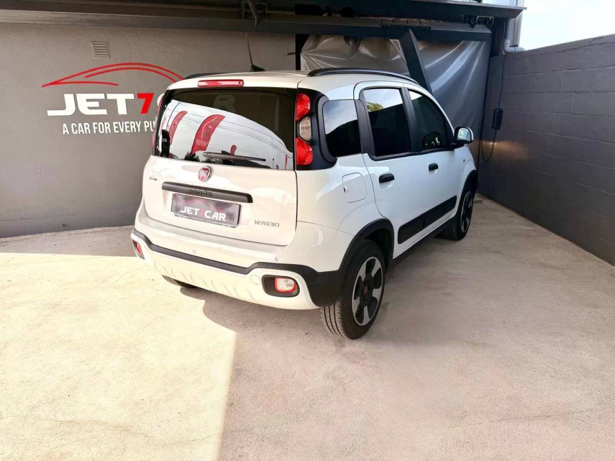 fiat-panda-2024-hibrido-a-gasolina-999cc