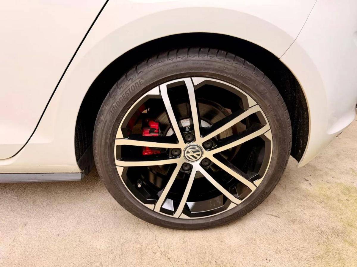 volkswagen-golf-2016-diesel-1968cc