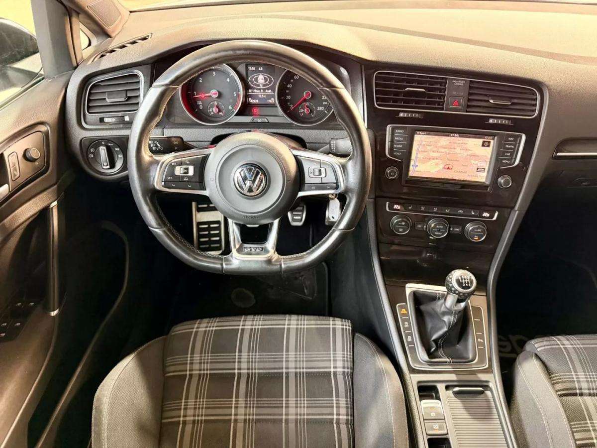 volkswagen-golf-2016-diesel-1968cc