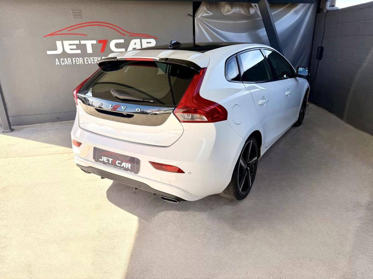 volvo-v40-2014-diesel-1969cc