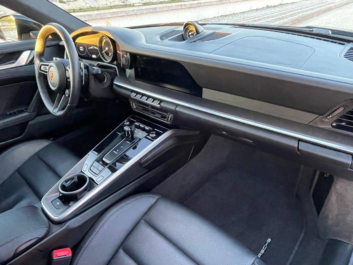 porsche-992-2019-gasolina-2981cc