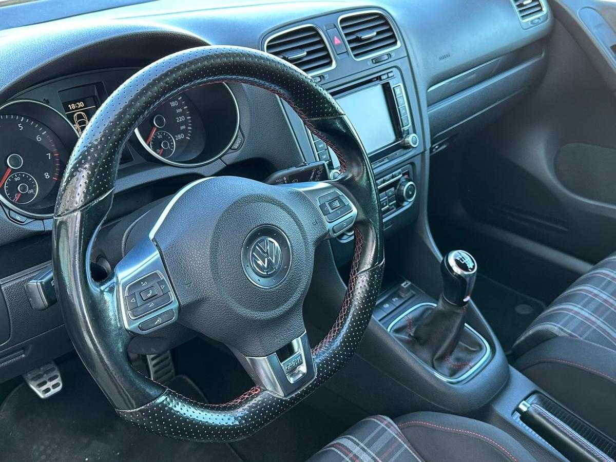 volkswagen-golf-2009-gasolina-1984cc