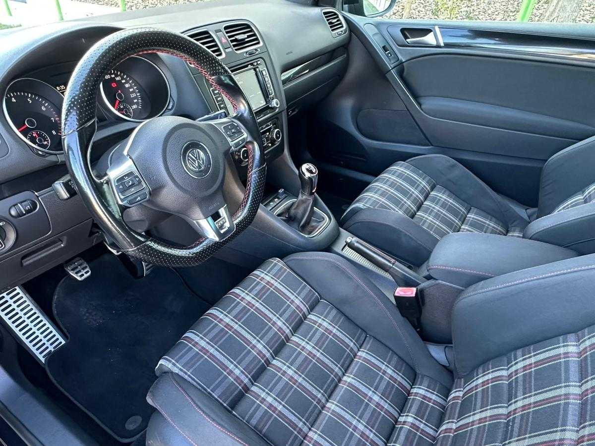 volkswagen-golf-2009-gasolina-1984cc