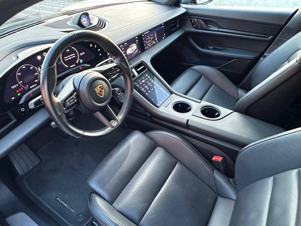 porsche-taycan-2023-eletrico-500cc