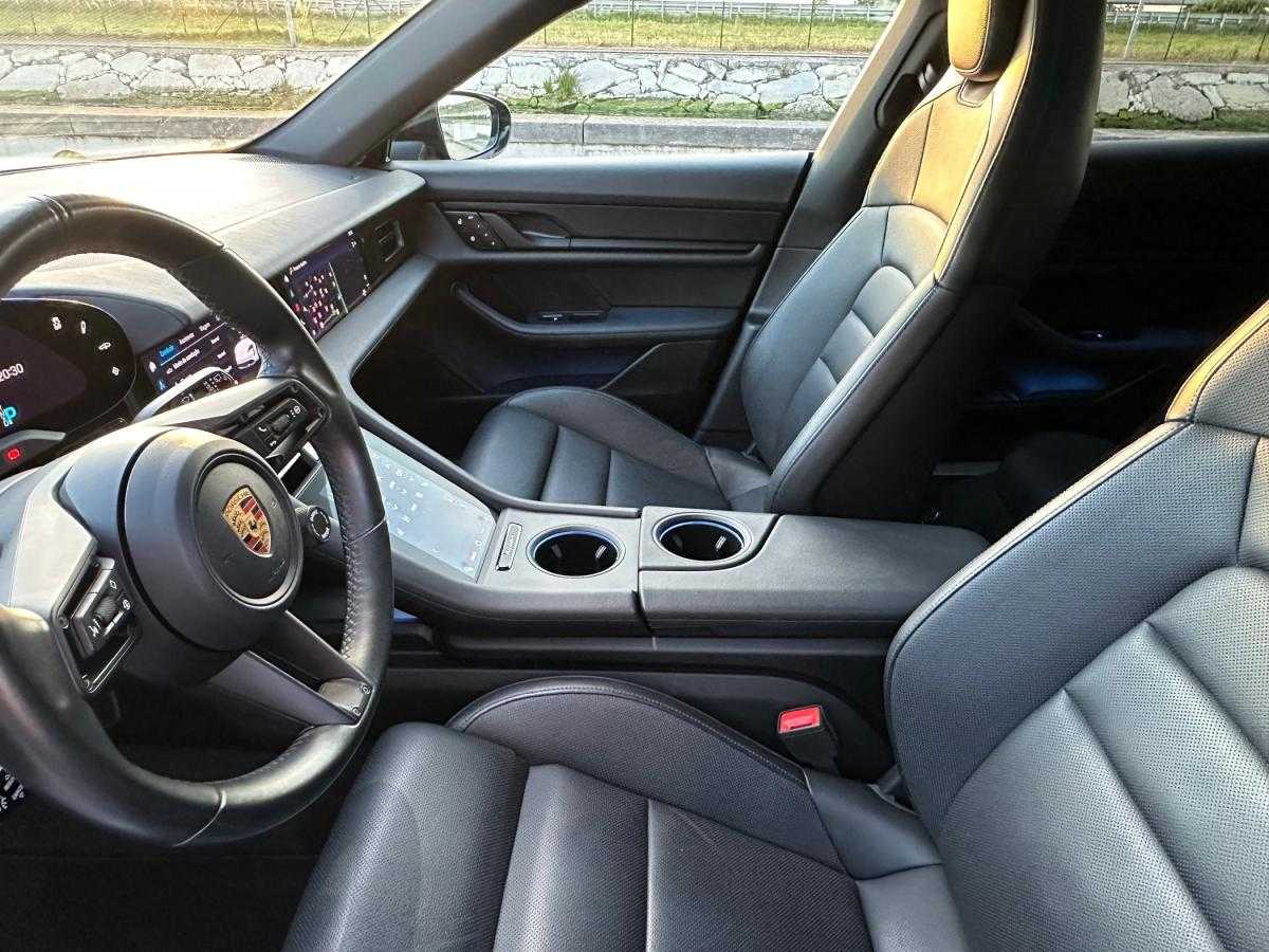 porsche-taycan-2023-eletrico-500cc