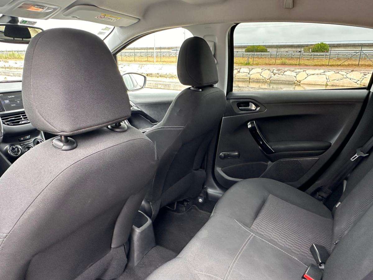 peugeot-208-2015-diesel-1398cc
