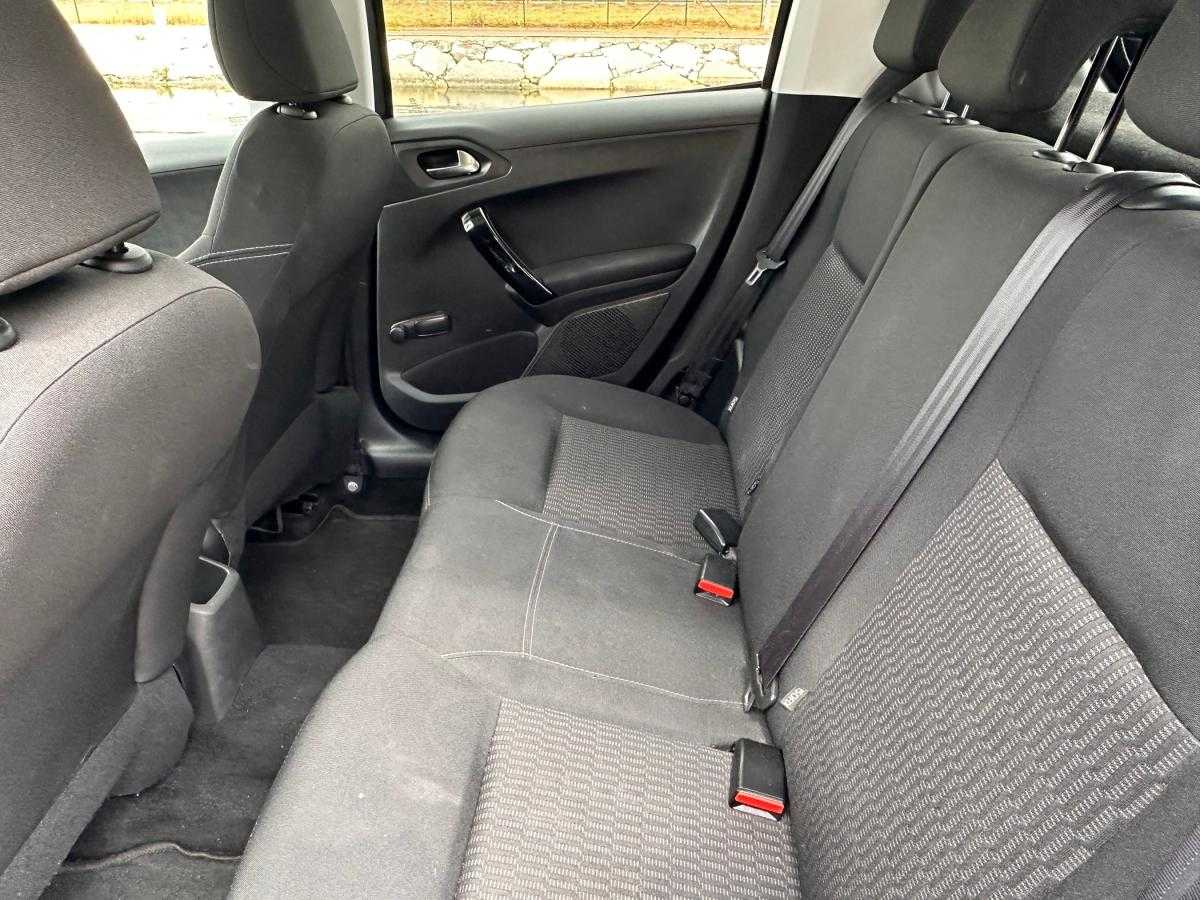 peugeot-208-2015-diesel-1398cc