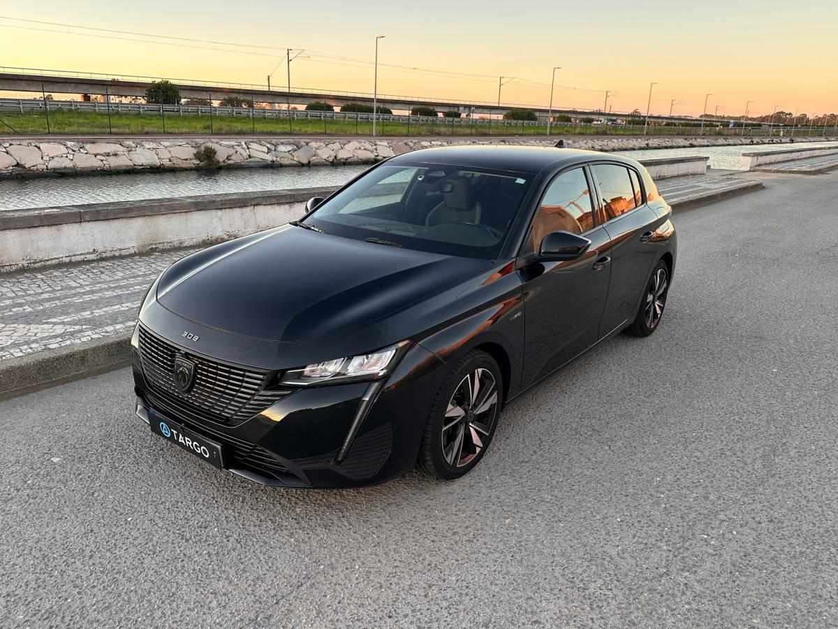 peugeot-308-2022-hibrido-a-gasolina-1598cc