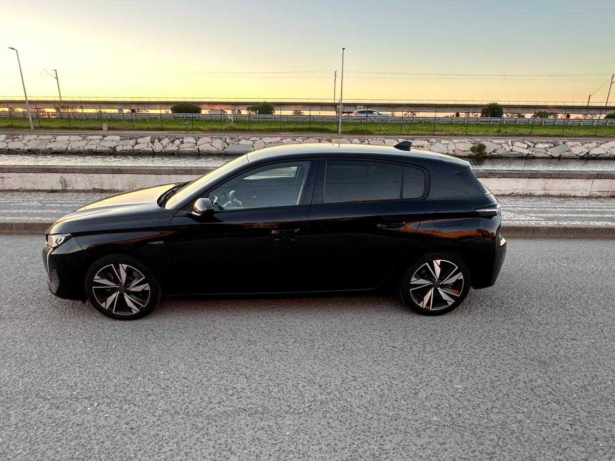 peugeot-308-2022-hibrido-a-gasolina-1598cc