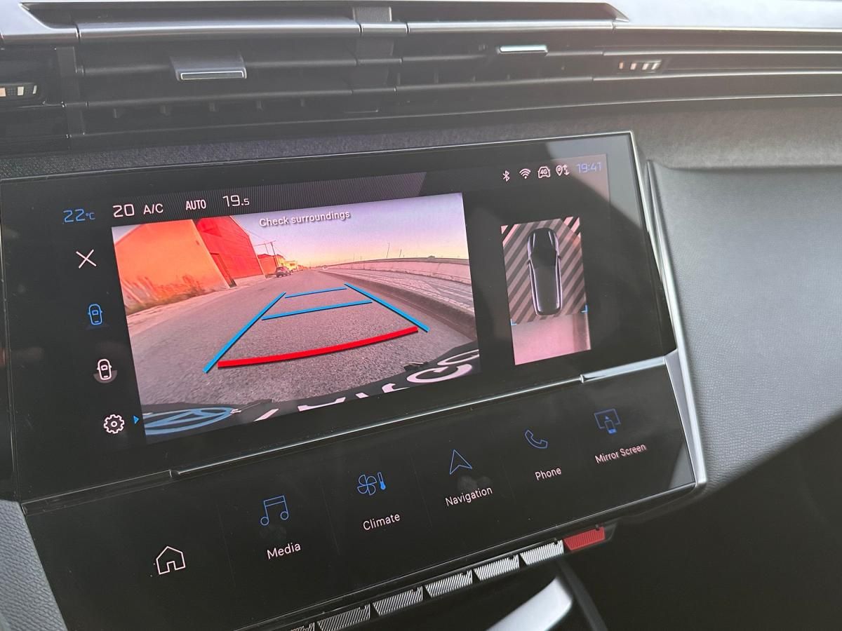 peugeot-308-2022-hibrido-a-gasolina-1598cc