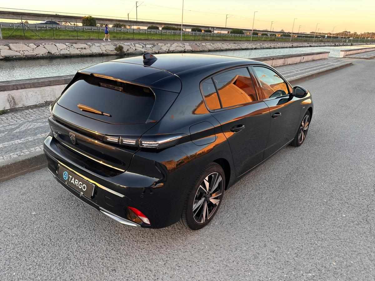 peugeot-308-2022-hibrido-a-gasolina-1598cc