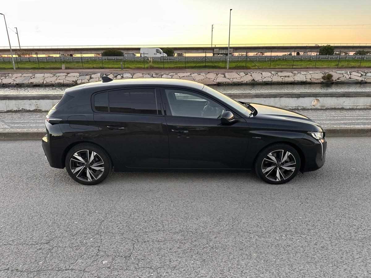 peugeot-308-2022-hibrido-a-gasolina-1598cc