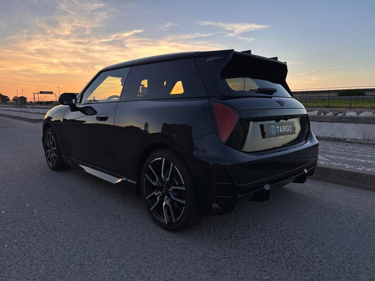 mini-cooper-2024-eletrico-0cc