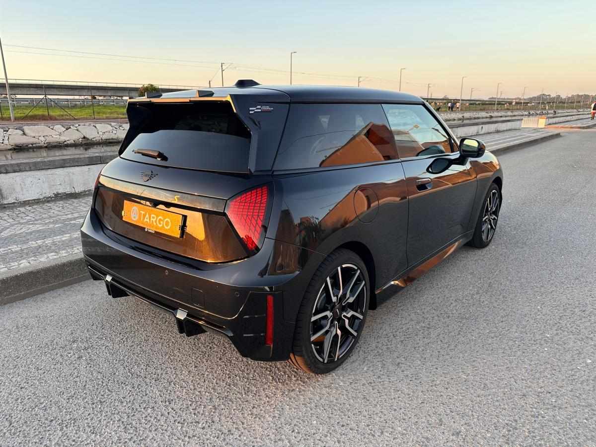 mini-cooper-2024-eletrico-0cc