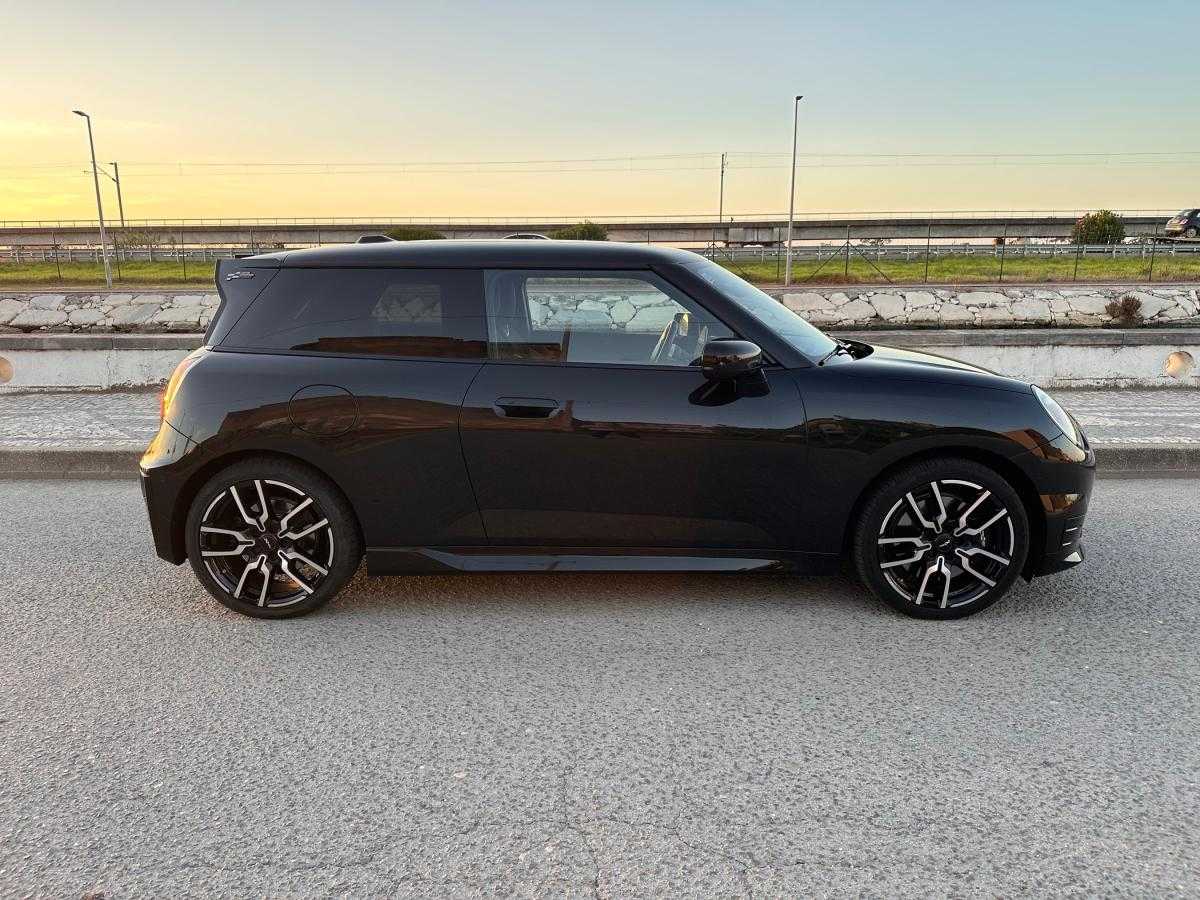 mini-cooper-2024-eletrico-0cc