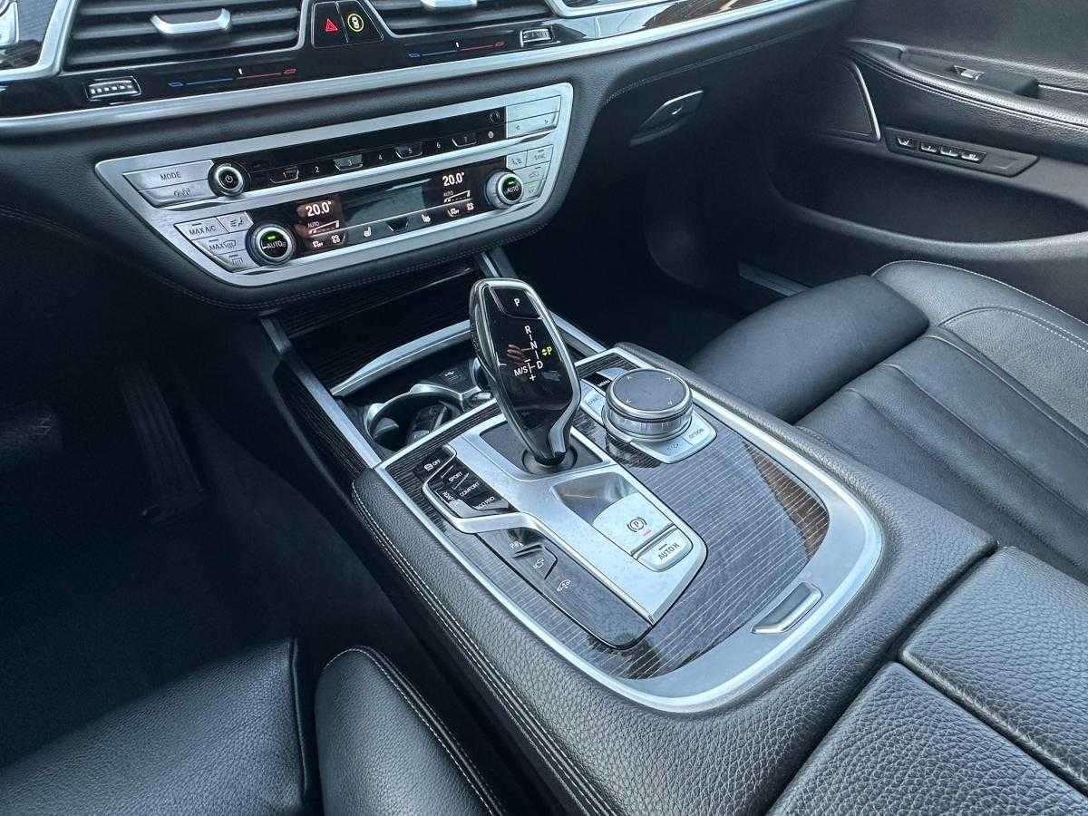 bmw-serie-7-2020-diesel-2993cc