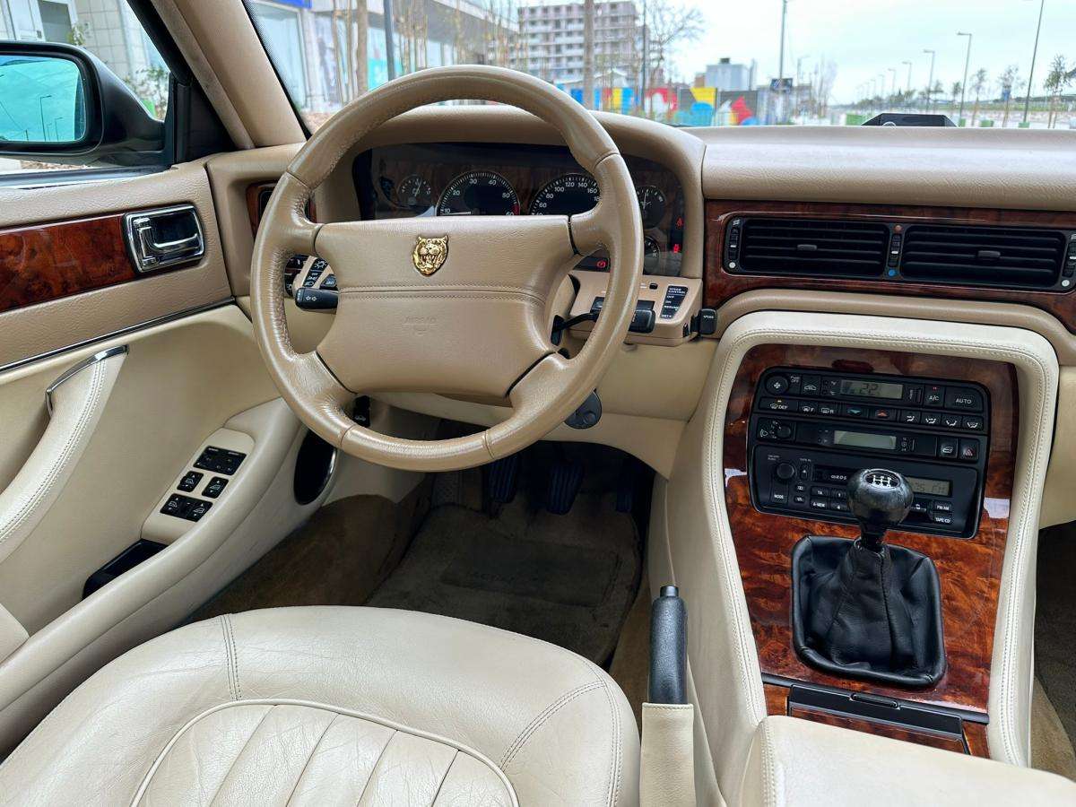 jaguar-xj-1997-gasolina-3239cc