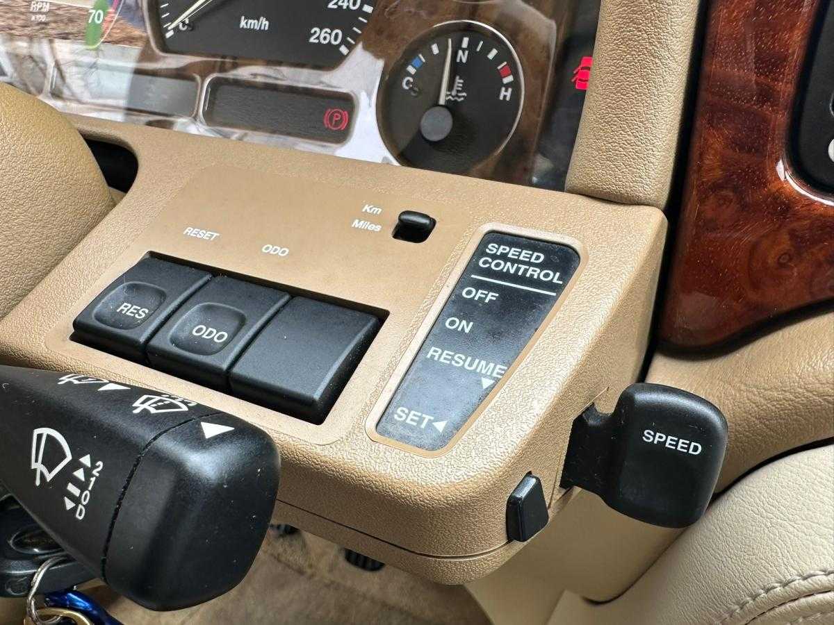 jaguar-xj-1997-gasolina-3239cc