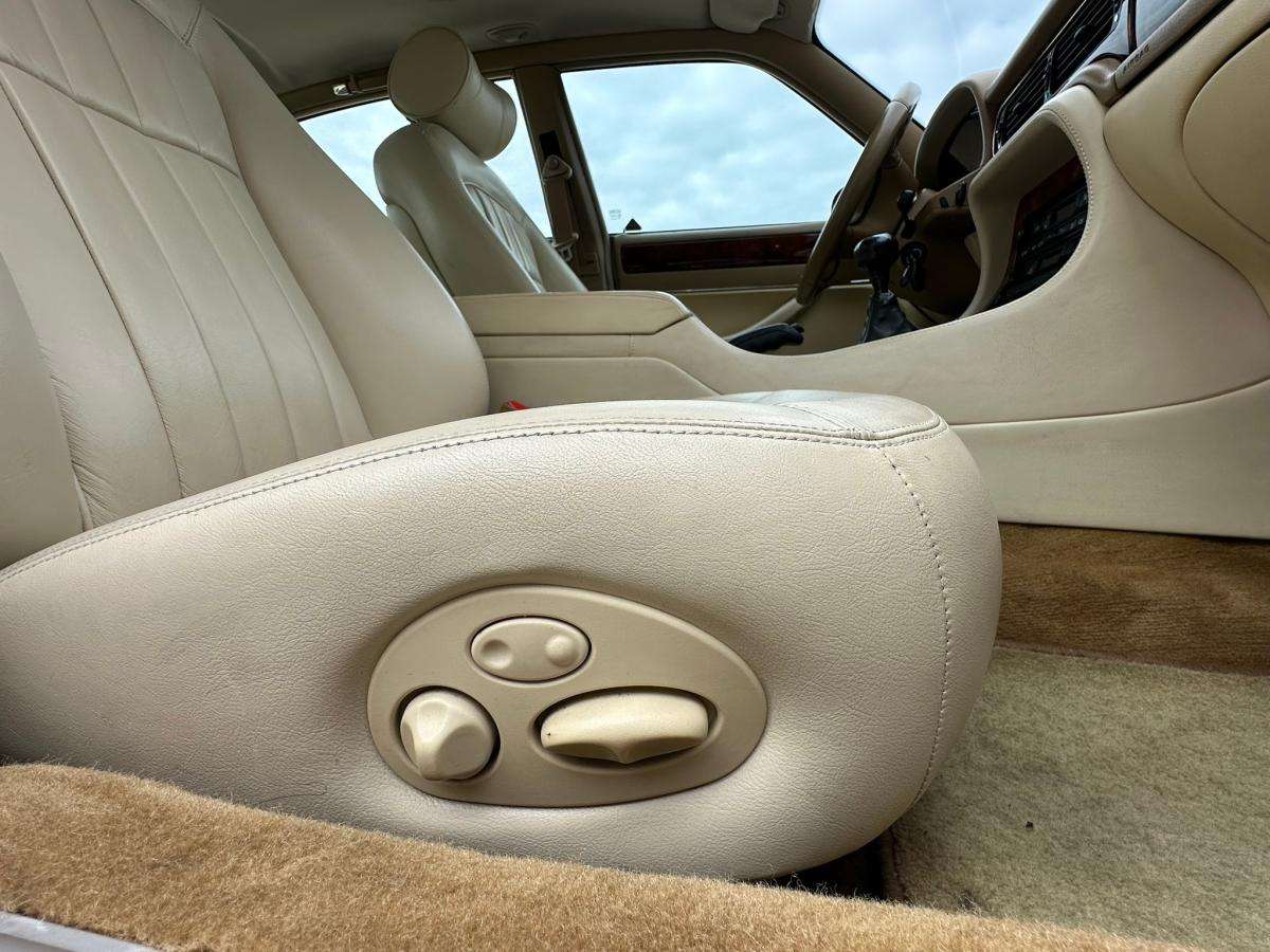 jaguar-xj-1997-gasolina-3239cc