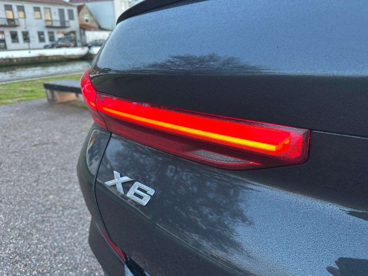 bmw-x6-2023-diesel-2993cc