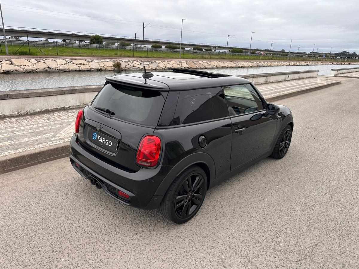 mini-cooper-2018-diesel-1995cc